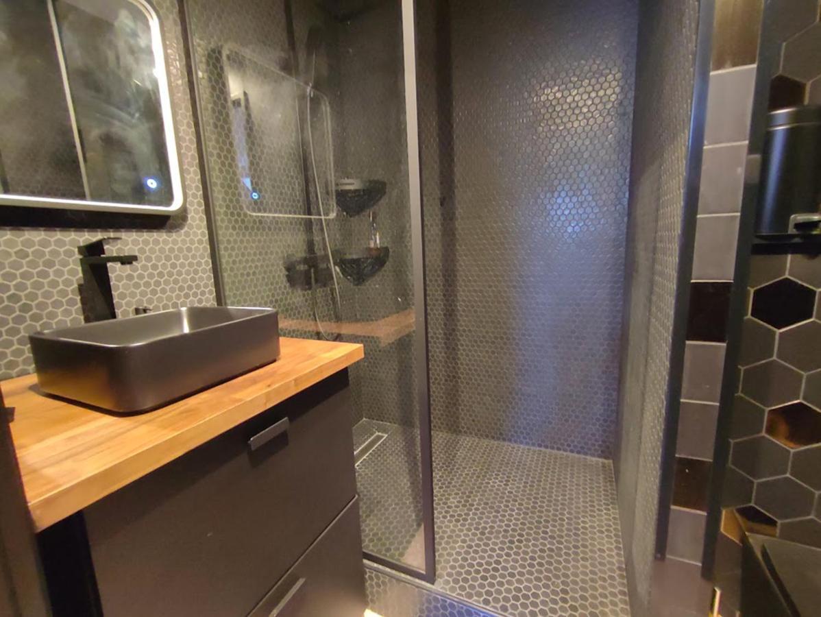 Au Cocon De Joy, T3 Duplex, Wifi, 4 Personnes Lejlighed Bagnères-de-Luchon Eksteriør billede