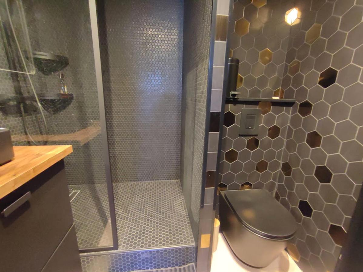 Au Cocon De Joy, T3 Duplex, Wifi, 4 Personnes Lejlighed Bagnères-de-Luchon Eksteriør billede