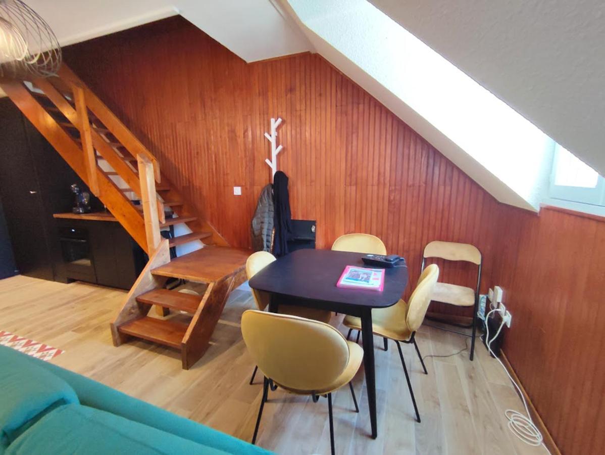 Au Cocon De Joy, T3 Duplex, Wifi, 4 Personnes Lejlighed Bagnères-de-Luchon Eksteriør billede